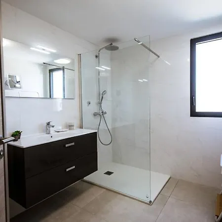 Appt Cosy 2 Proche De Toutes Commodites Apartamento
